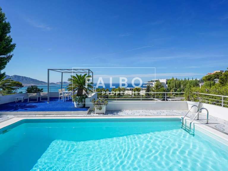 Propriété avec Vue sur mer Marseille 8e - 5 chambres - 235m²