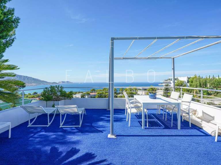 Propriété avec Vue sur mer Marseille 8e - 5 chambres - 235m²