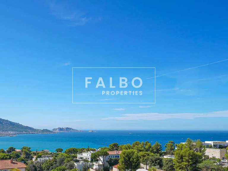 Propriété avec Vue sur mer Marseille 8e - 5 chambres - 235m²
