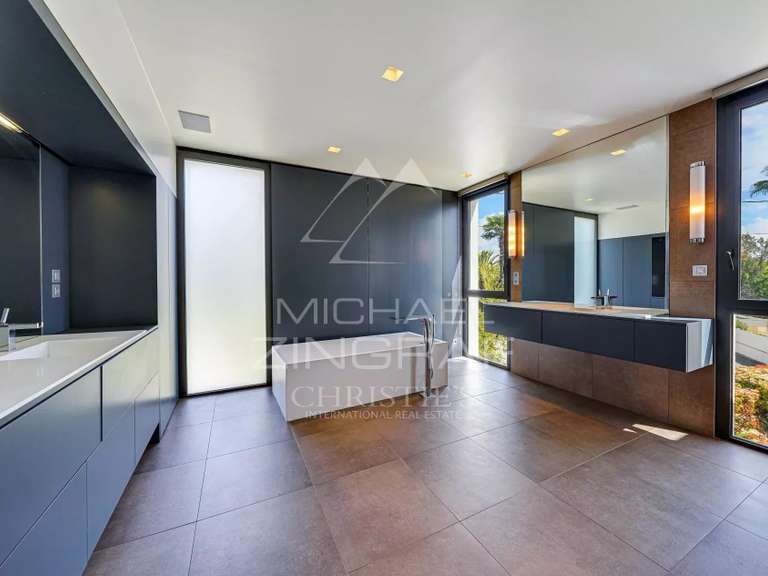 Villa Marseille 8e - 3 bedrooms - 273m²