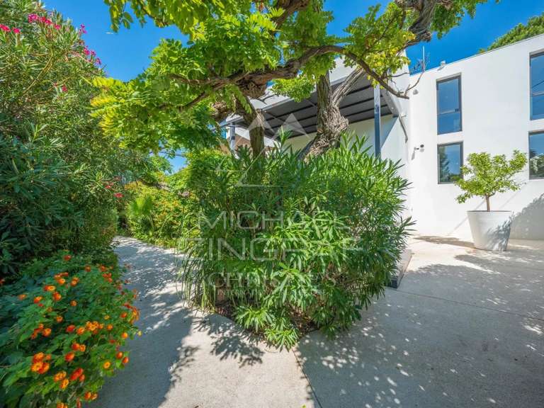 Villa Marseille 8e - 3 bedrooms - 273m²