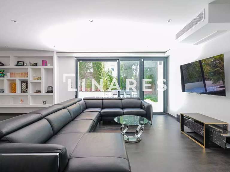 Villa Marseille 8e - 7 bedrooms - 349m²