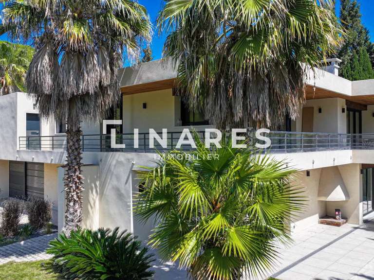 Villa Marseille 8e - 7 bedrooms - 349m²