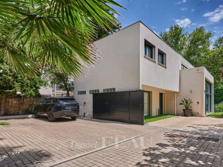 Villa Marseille 8e - 4 chambres - 259m²