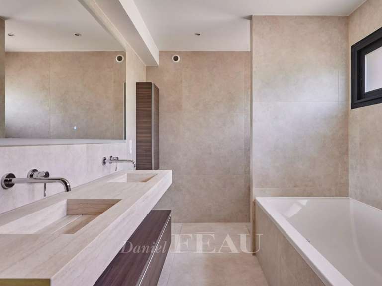 Villa Marseille 8e - 4 chambres - 259m²