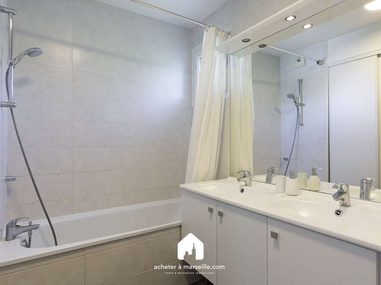 Villa Marseille 8e - 3 bedrooms - 120m²