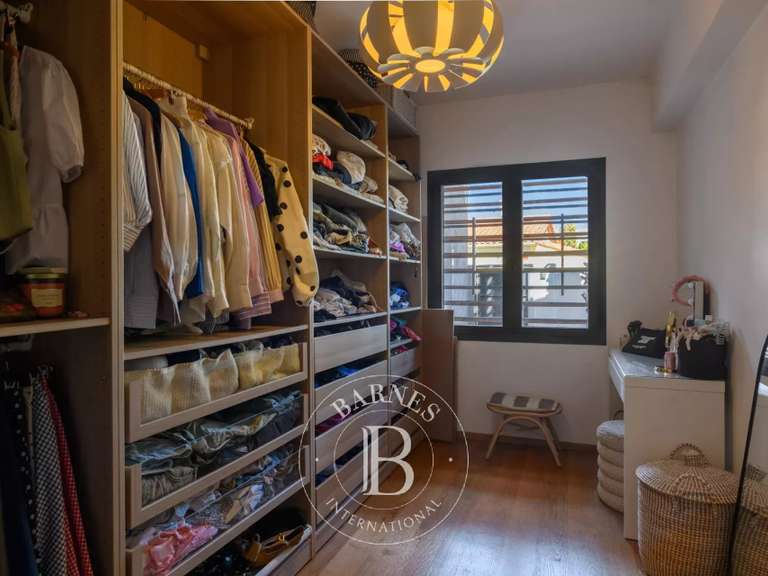 Villa Marseille 8e - 4 bedrooms - 240m²