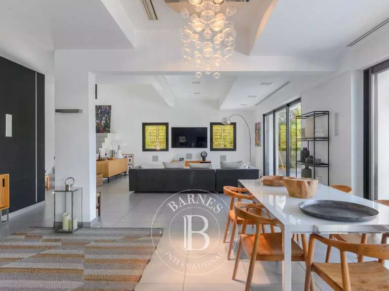 Villa Marseille 8e - 4 bedrooms - 240m²