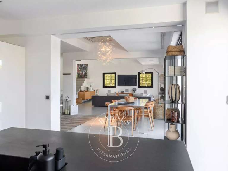Villa Marseille 8e - 4 bedrooms - 240m²