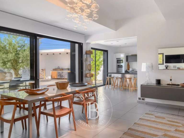 Villa Marseille 8e - 4 bedrooms - 240m²