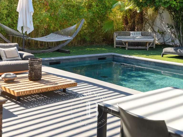 Villa Marseille 8e - 4 bedrooms - 240m²