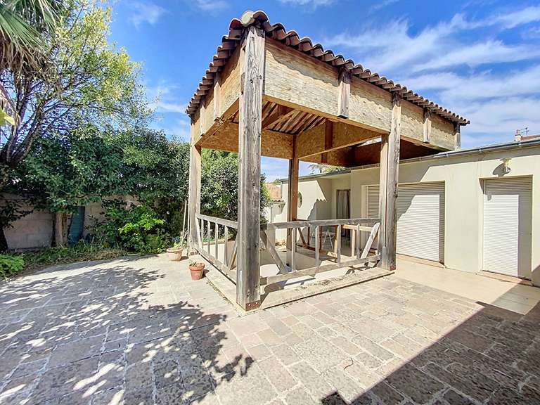 House Marseille 9e - 5 bedrooms - 177m²