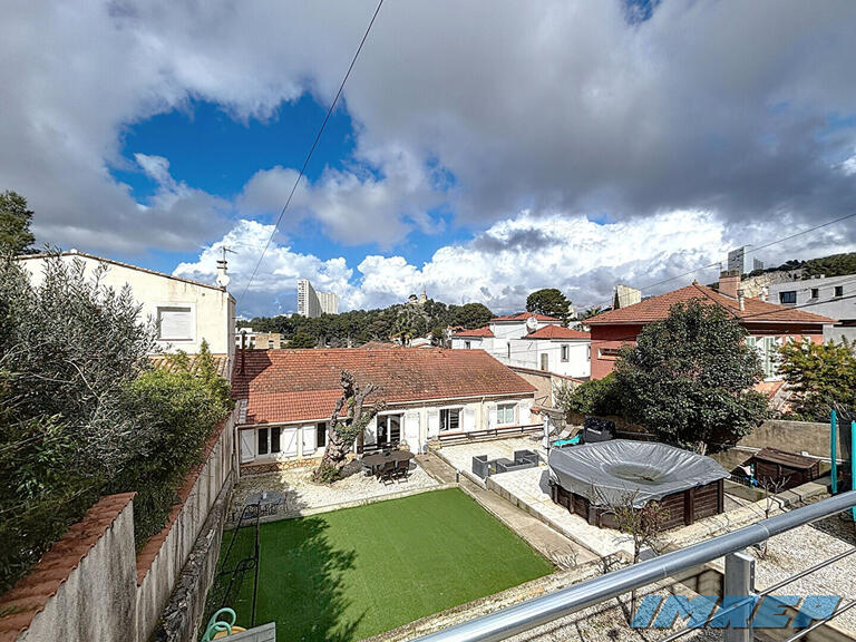 Maison Marseille 9e - 3 chambres - 84m²