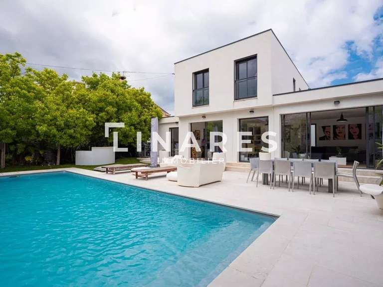 Maison Marseille 9e - 4 chambres - 236m²