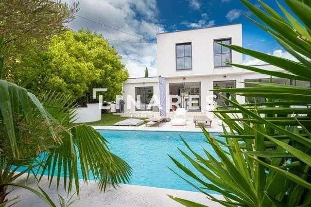 Maison Marseille 9e - 4 chambres - 236m²