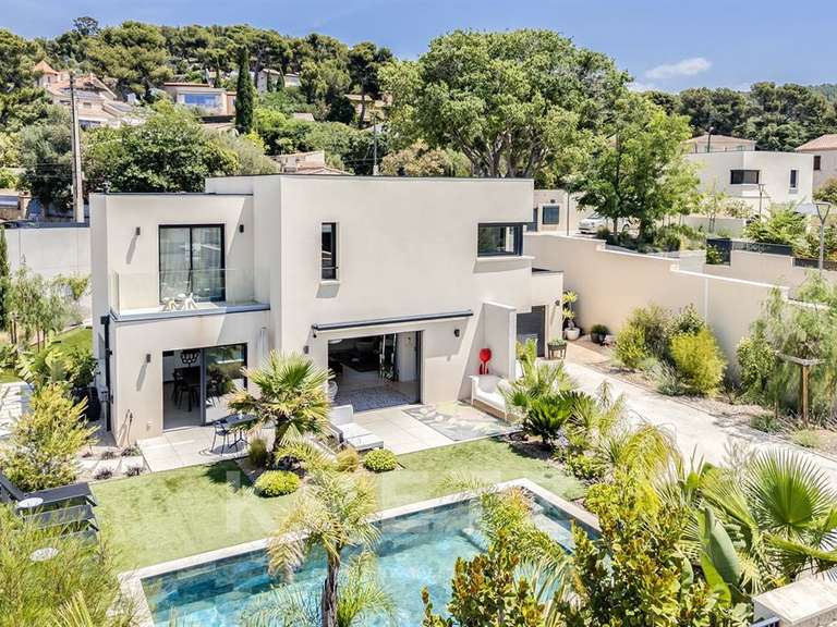 House Marseille 9e - 4 bedrooms - 125m²