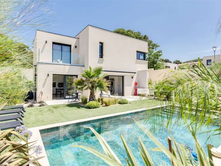 House Marseille 9e - 4 bedrooms - 125m²