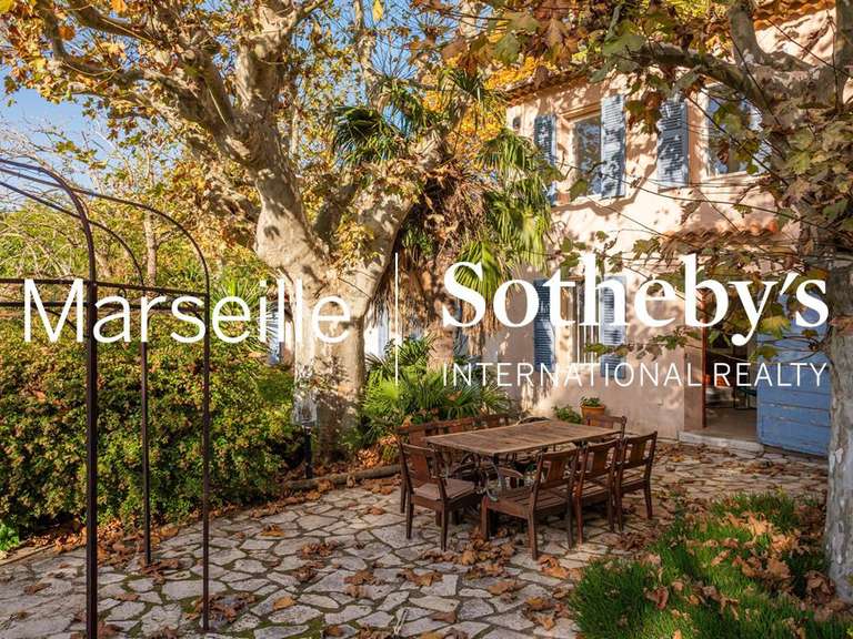 Maison Marseille 9e - 4 chambres - 176m²