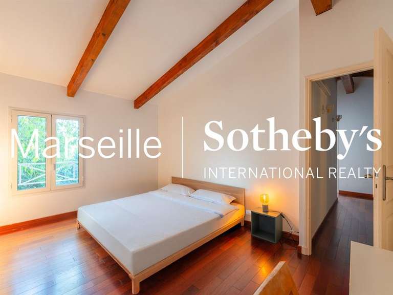 Maison Marseille 9e - 4 chambres - 176m²