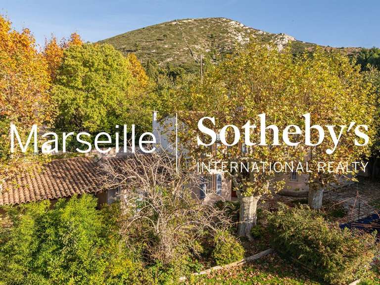 Maison Marseille 9e - 4 chambres - 176m²