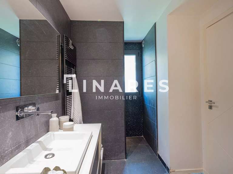 Maison Marseille 9e - 3 chambres - 350m²