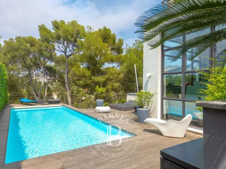 Maison Marseille 9e - 4 chambres - 231m²