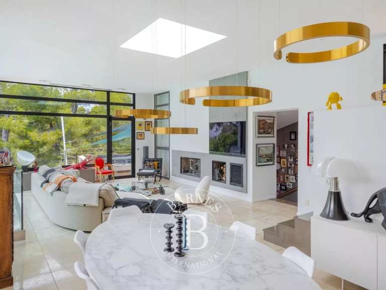 Maison Marseille 9e - 4 chambres - 231m²