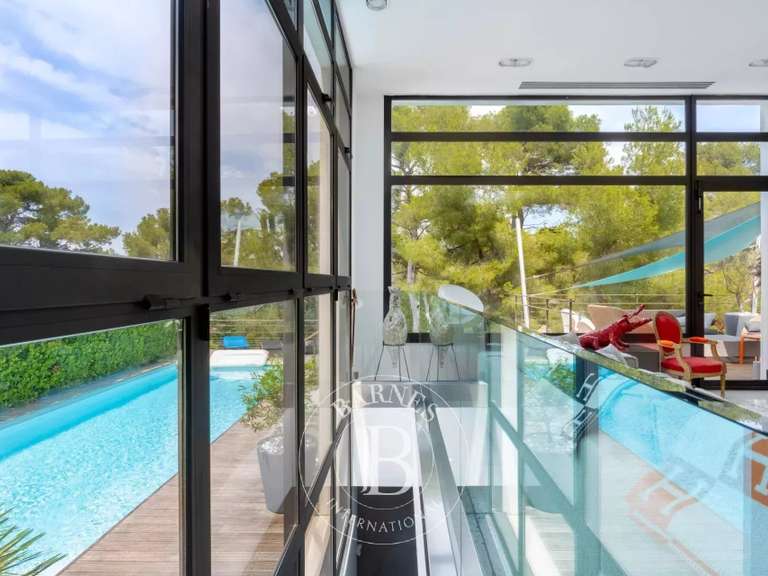 Maison Marseille 9e - 4 chambres - 231m²
