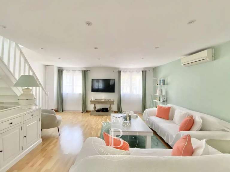 Maison Marseille 9e - 2 chambres - 88m²