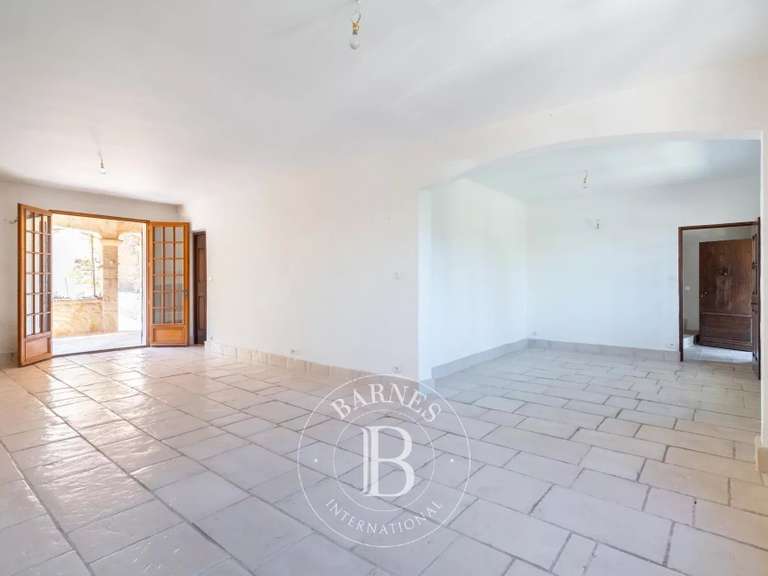 Maison Marseille 9e - 5 chambres - 223m²