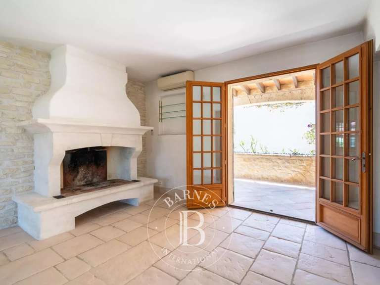 Maison Marseille 9e - 5 chambres - 223m²