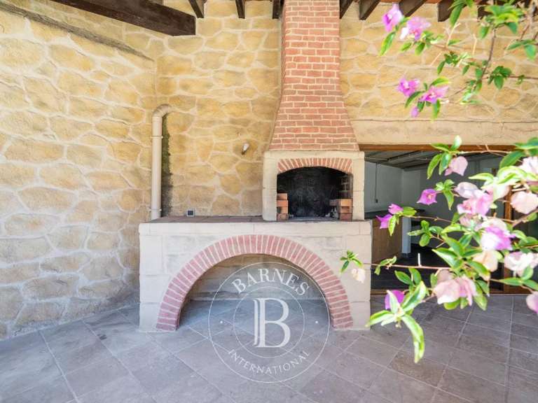 Maison Marseille 9e - 5 chambres - 223m²