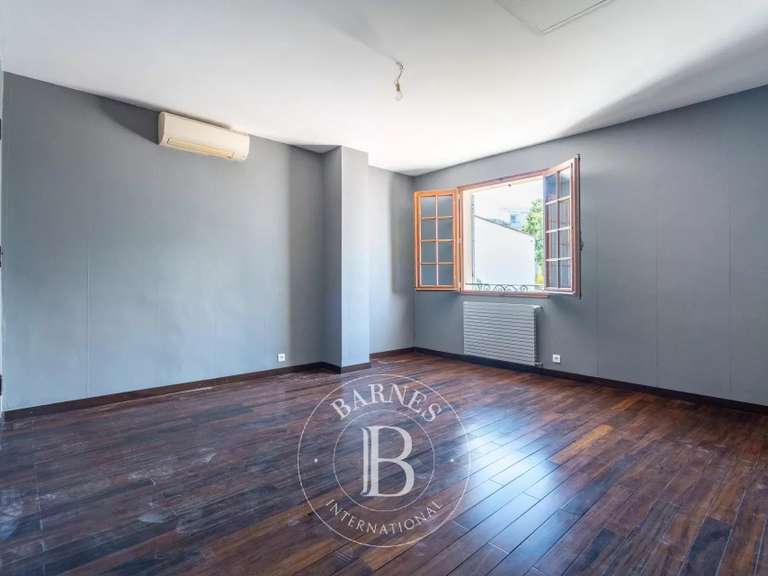 Maison Marseille 9e - 5 chambres - 223m²