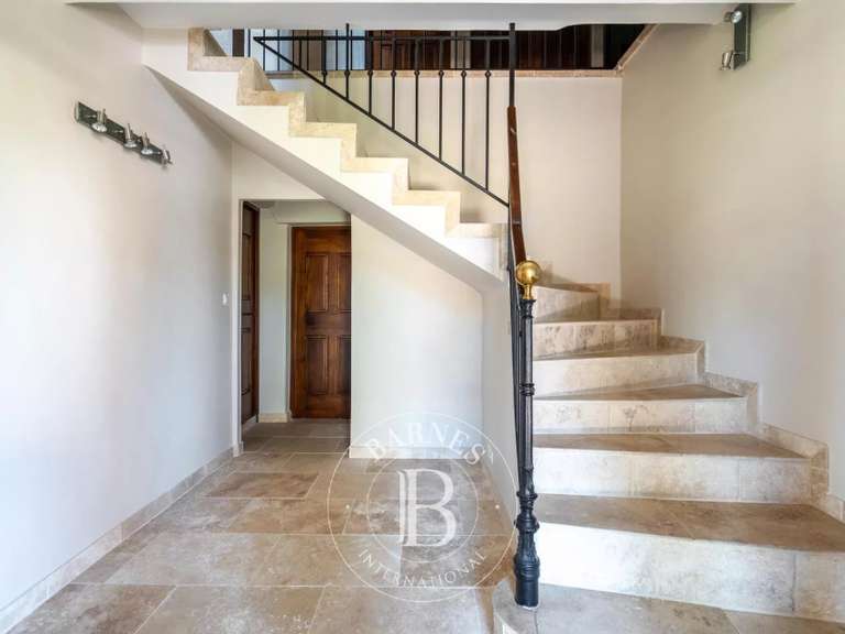 Maison Marseille 9e - 5 chambres - 223m²