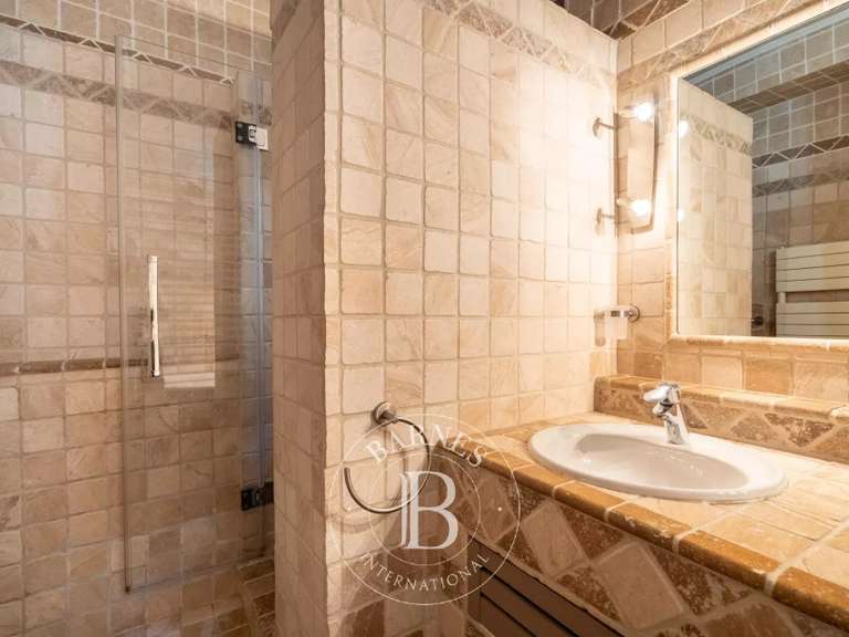 Maison Marseille 9e - 5 chambres - 223m²