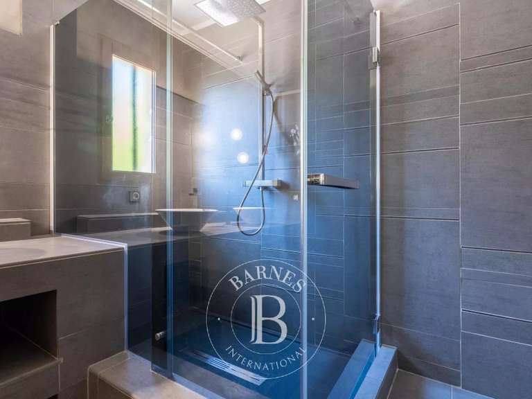 Maison Marseille 9e - 5 chambres - 223m²