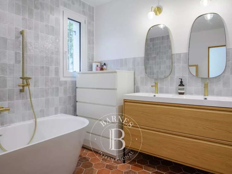 Maison Marseille 9e - 5 chambres - 165m²