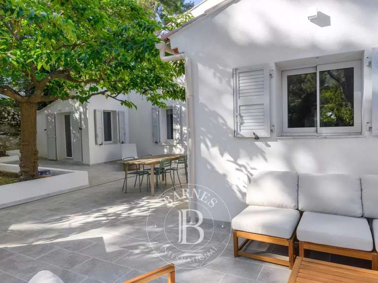 Maison Marseille 9e - 5 chambres - 165m²