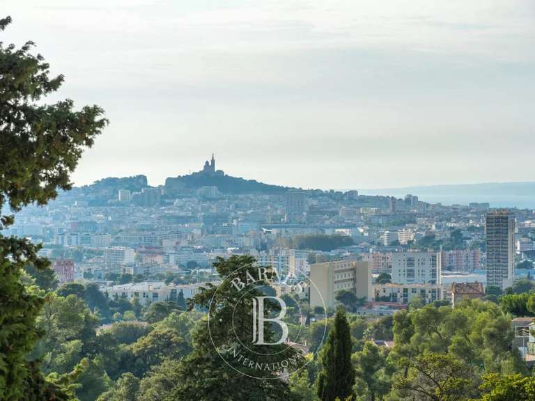 Maison Marseille 9e - 6 chambres - 260m²