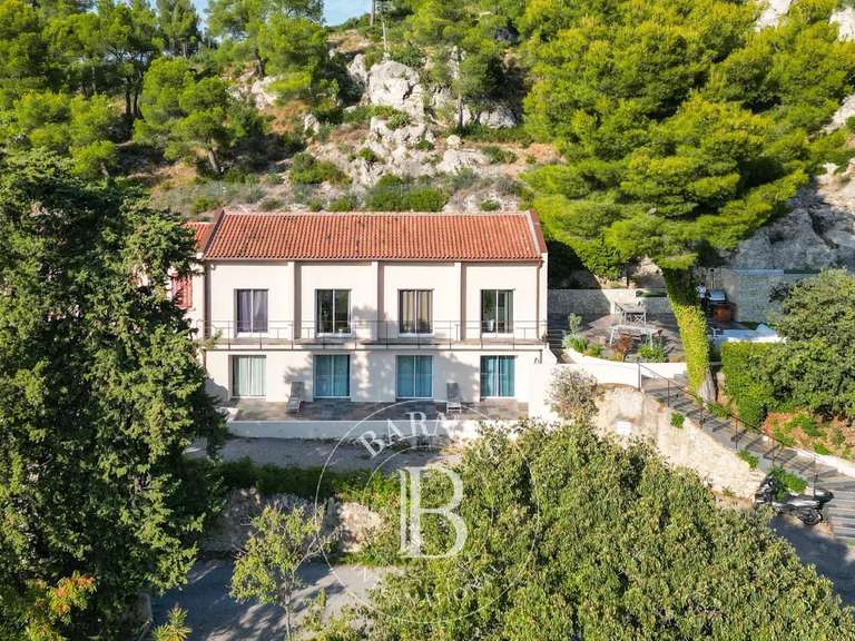 Maison Marseille 9e - 6 chambres - 260m²