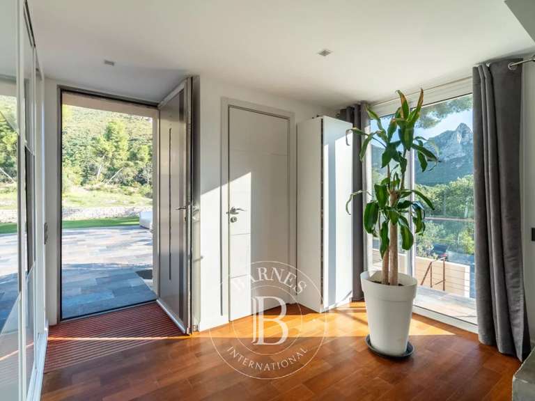 Maison Marseille 9e - 6 chambres - 260m²