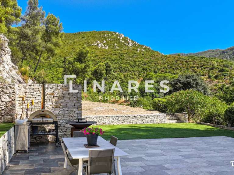 Maison Marseille 9e - 5 chambres - 239m²