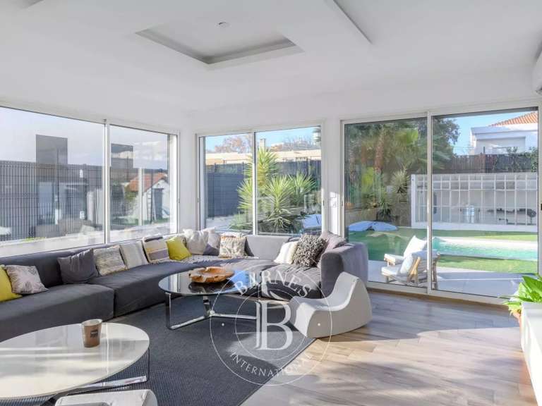 Maison Marseille 9e - 5 chambres - 224m²