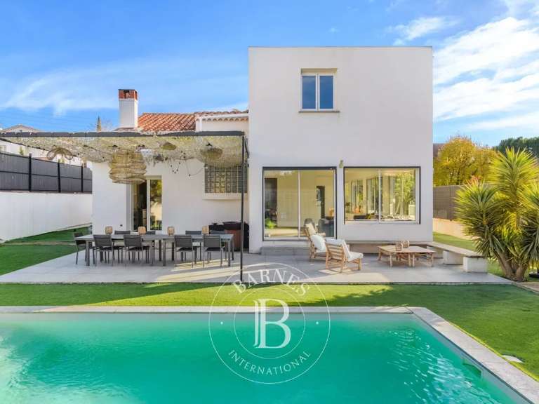 Maison Marseille 9e - 5 chambres - 224m²