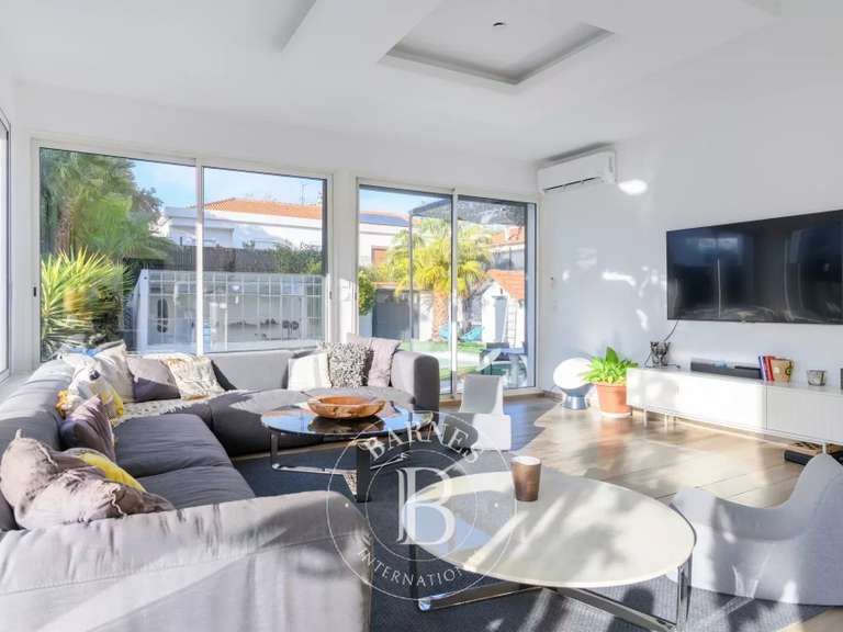 Maison Marseille 9e - 5 chambres - 224m²