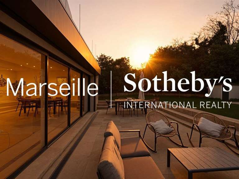 Maison Marseille 9e - 3 chambres - 216m²