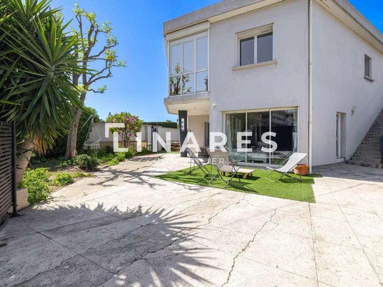 House Marseille 9e - 2 bedrooms - 182m²