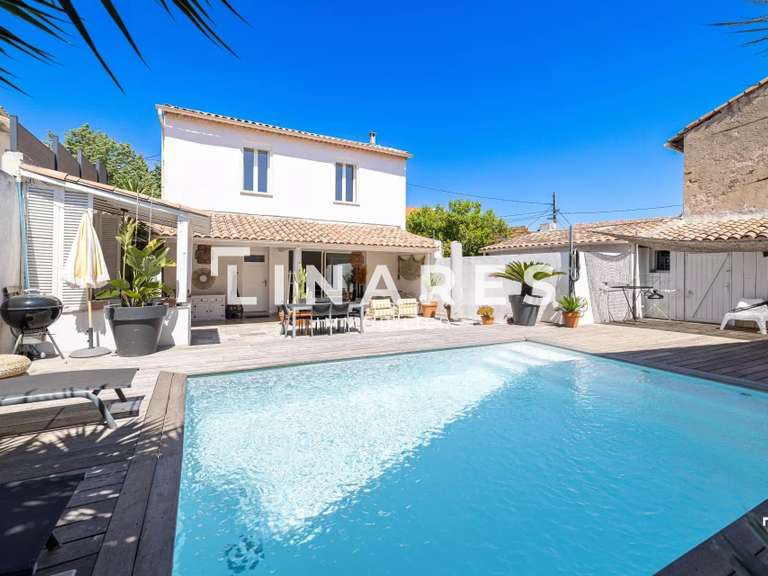 Maison Marseille 9e - 3 chambres - 103m²