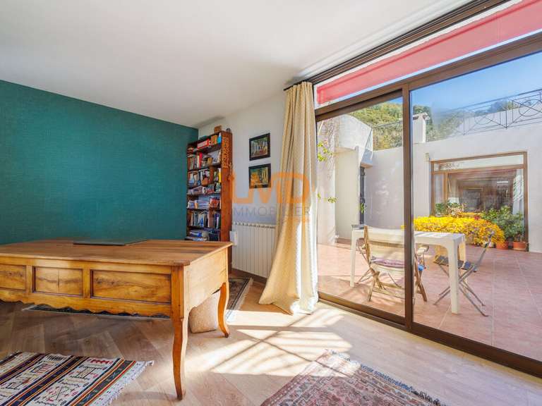 House Marseille 9e - 5 bedrooms - 218m²