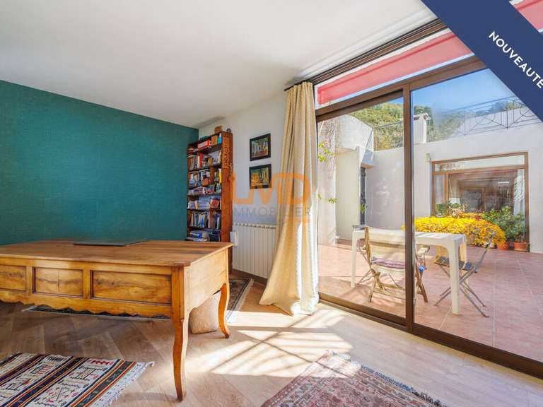 Maison Marseille 9e - 5 chambres - 218m²